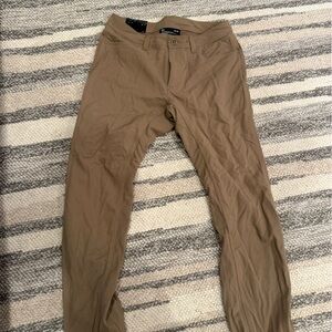 Straight means under armour pants, 34/32